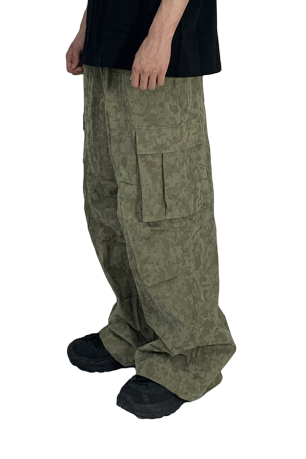 Millitary Knee Pin-Tuck Cargo Pants (Khaki)